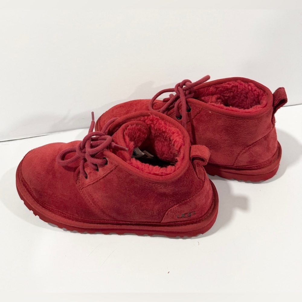 UGG Neumel Boots Red Suede Shearling Lined Chukka Men’s 8 Women’s 9.5 - Picture 11 of 16